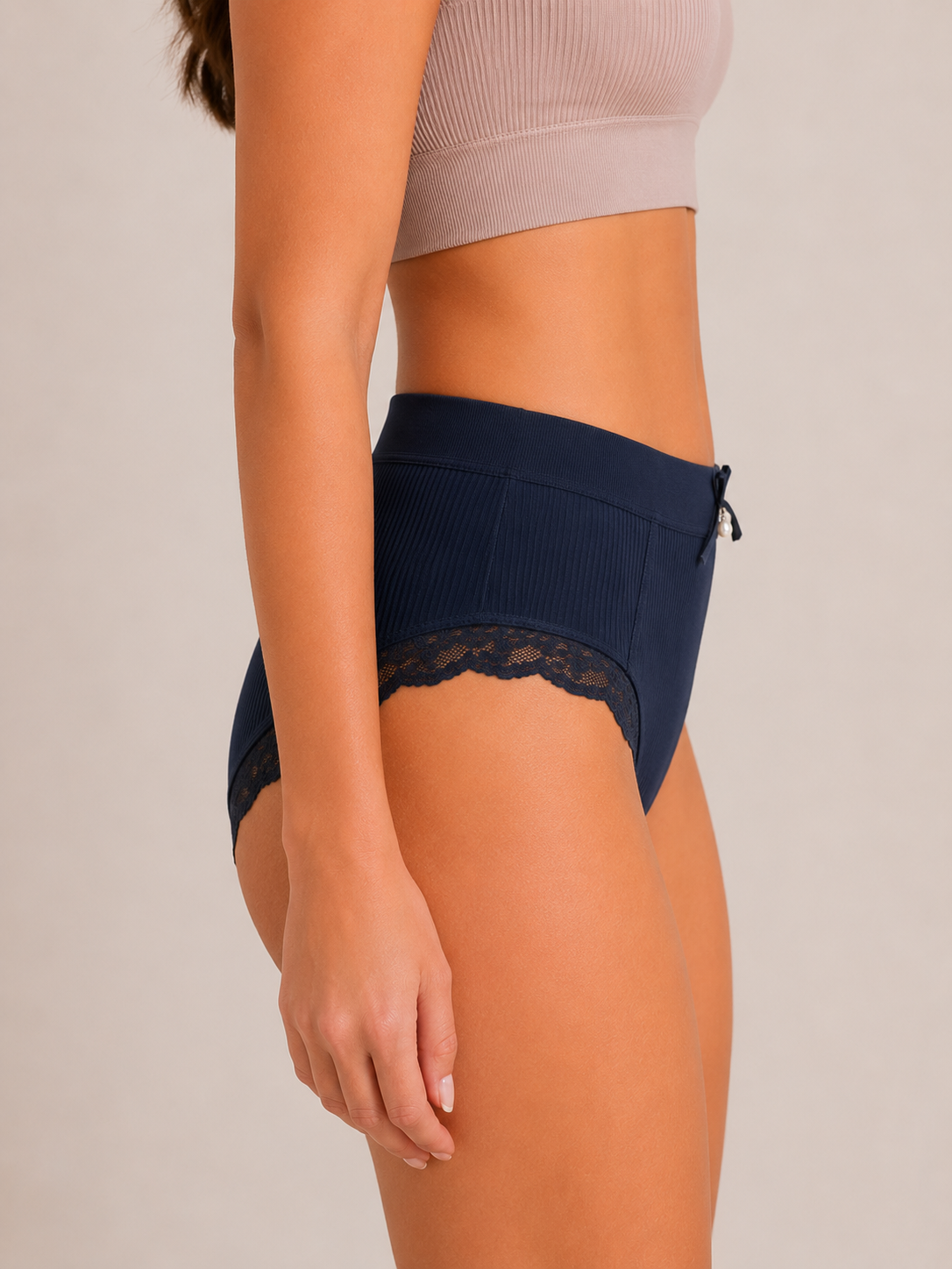 A714 PANTY